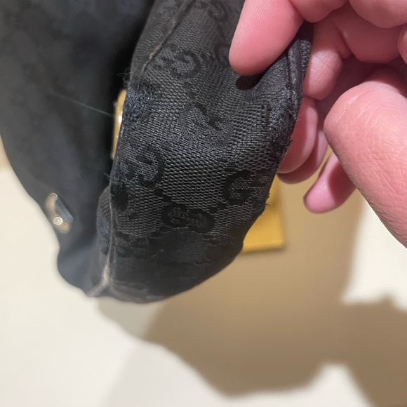 Gucci GG Canvas Abbey D-Ring in Black - Picture 6 of 11